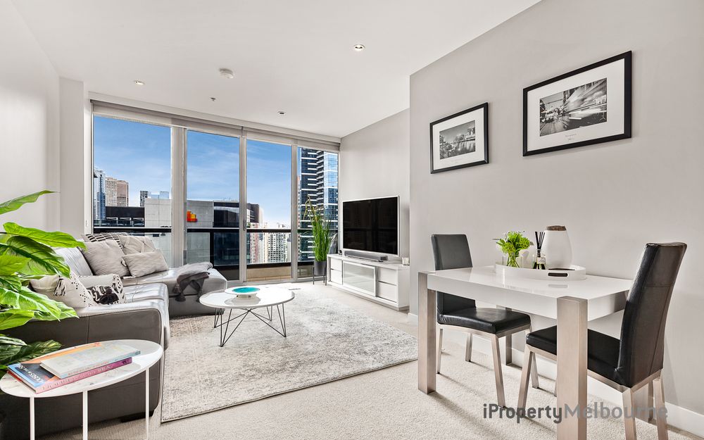 Lifestyle, Convenience and City Views in Freshwater Place