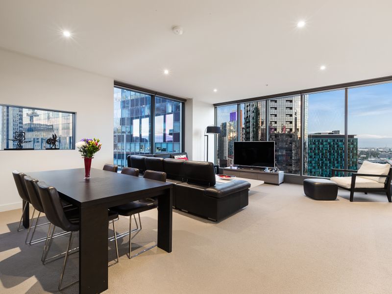 Spacious, Stylish Living – Large 2 Bedroom Apartment at Freshwater Place (SOLD in 3 weeks, Another Wanted)