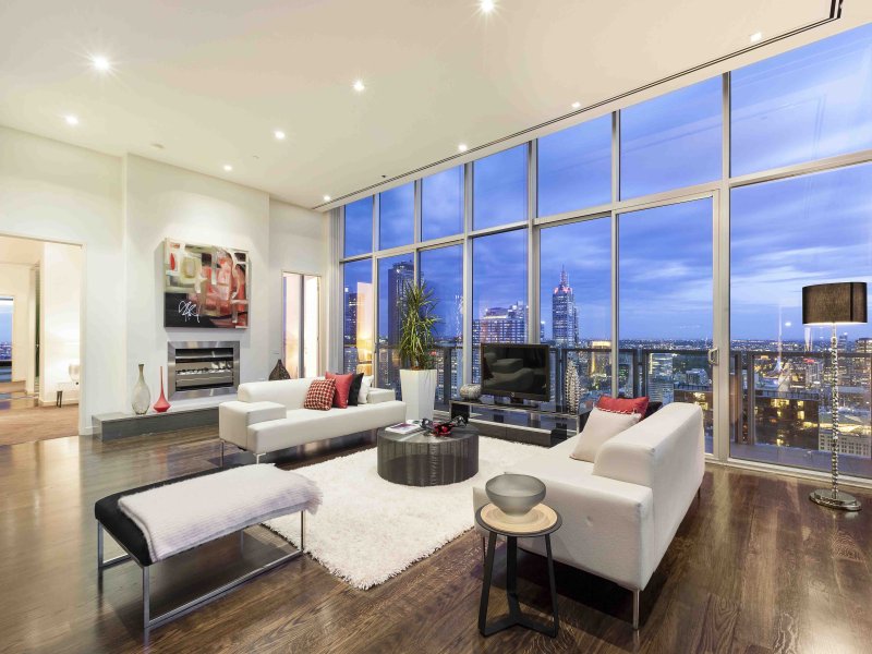 Stunning 270Â° views at Milano penthouse (Another Wanted, Listed and Sold within 1 month)