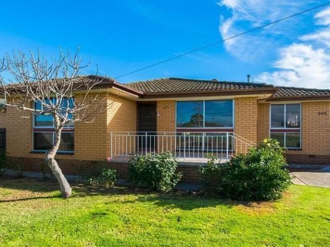FOUR BEDROOM FAMILY HOME WITH LARGE BACKYARD