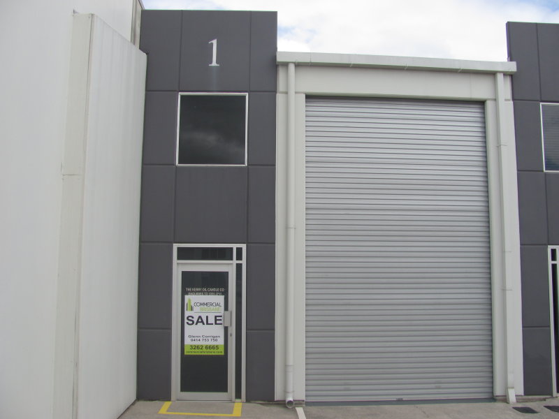 Immaculate Warehouse/Office in popular Geebung Workstores