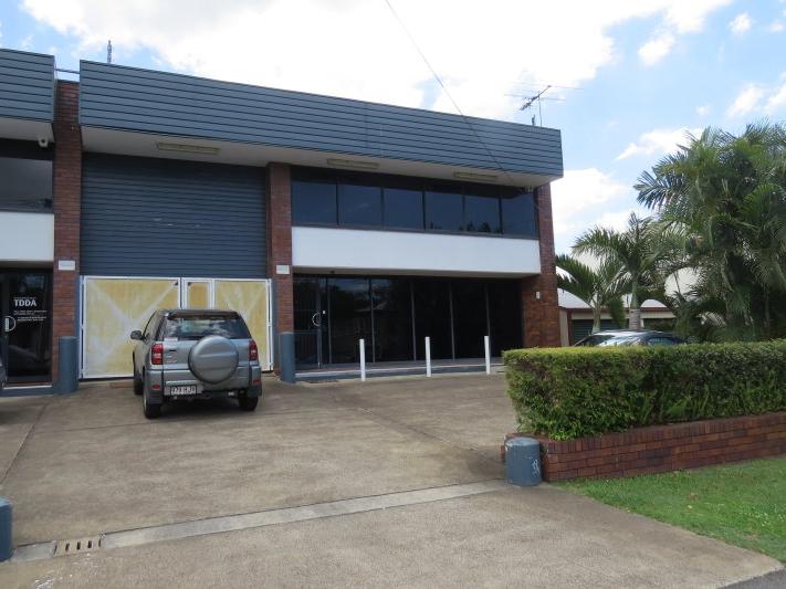 Solid Office and Warehouse in Great Location