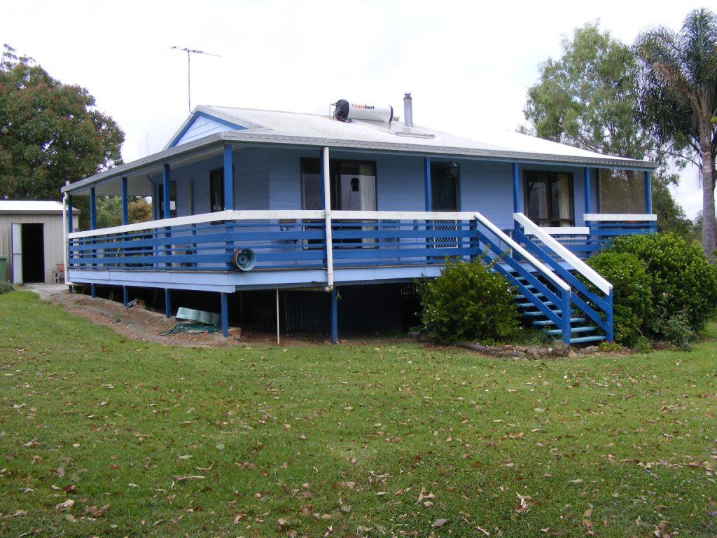 ACREAGE WITH TOWN WATER AND GRANNY FLAT