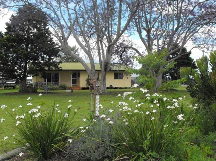 GREAT LITTLE HORSE PROPERTY 10 MINS FROM KINGAROY