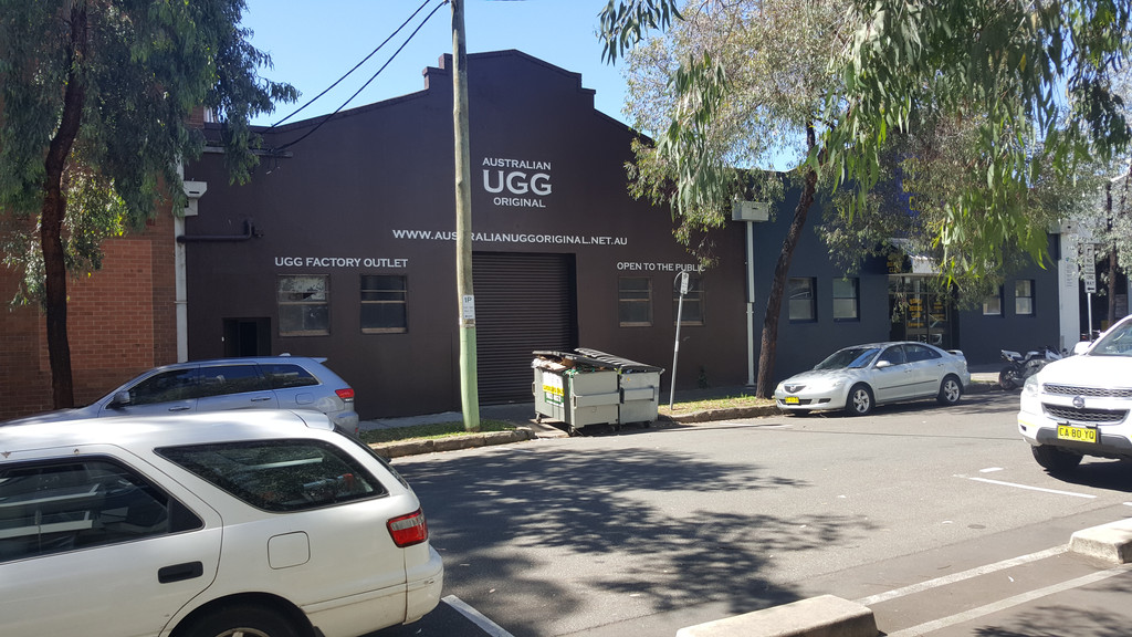 WAREHOUSE WITH SMALL OFFICE – AVAILABLE NOW