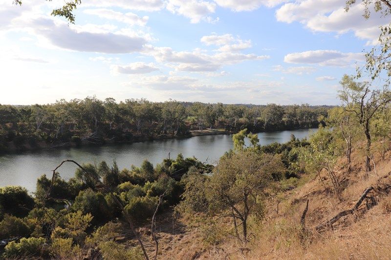 PRICE REDUCTION! THE MIGHTY BURNETT RIVER OFFERS IT ALL!