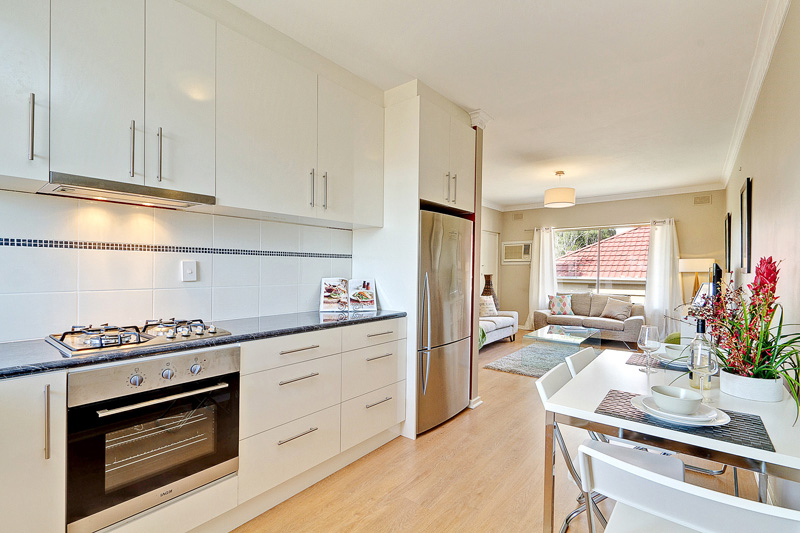 SOLD-  FOR EXCEPTIONAL RESULTS CALL THE TEAM FROM TANNER – Perfectly renovated unit with stunning sunset views…..