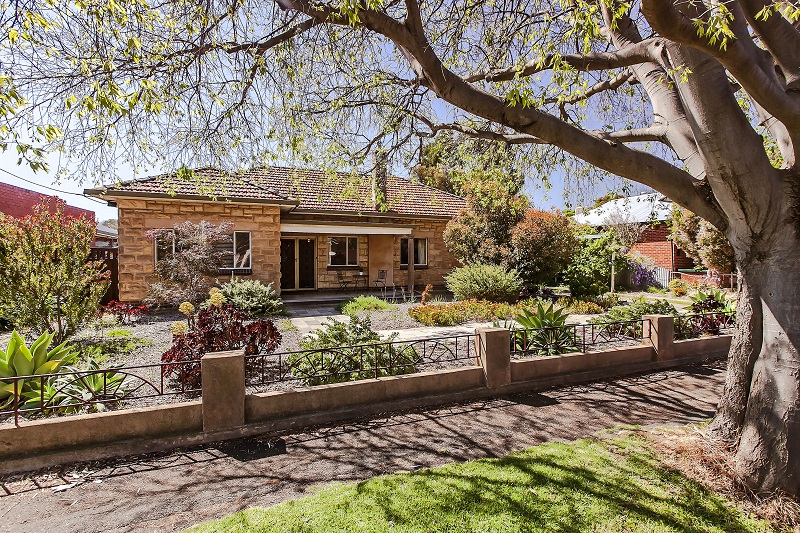 SOLD IN 7 DAYS BY THE TEAM FROM TANNER…Priceless on Price Street – Beautiful Character Home on 1086m² with North Facing Backyard