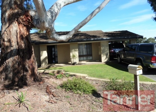 NEAT & SECURE FAMILY HOME  IN THE HUB OF ABERFOYLE PARK