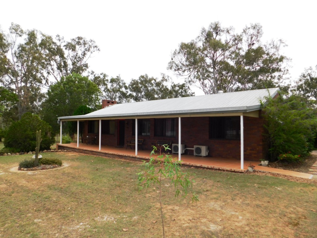 LOVELY 3 BEDROOM HOME ON 5 ACRES – T