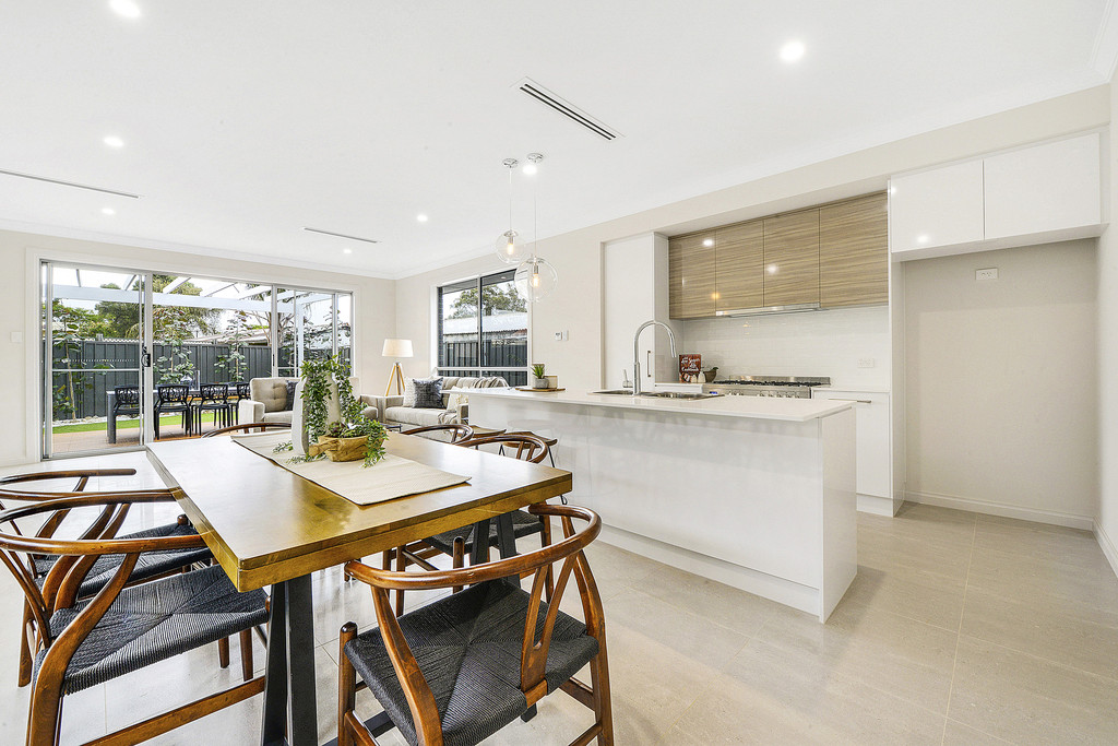 Style and Luxury  Brand New Build in Daw Park!
