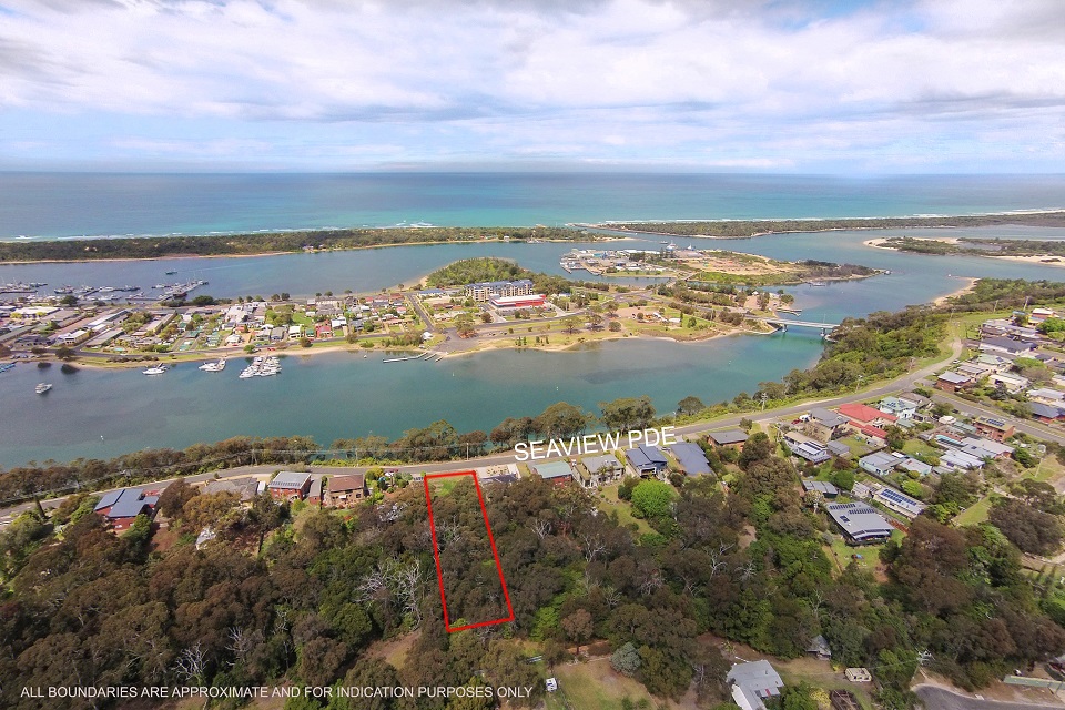 GIPPSLAND LAKES RENOWNED RESIDENTIAL ADDRESS. SEAVIEW PARADE KALIMNA