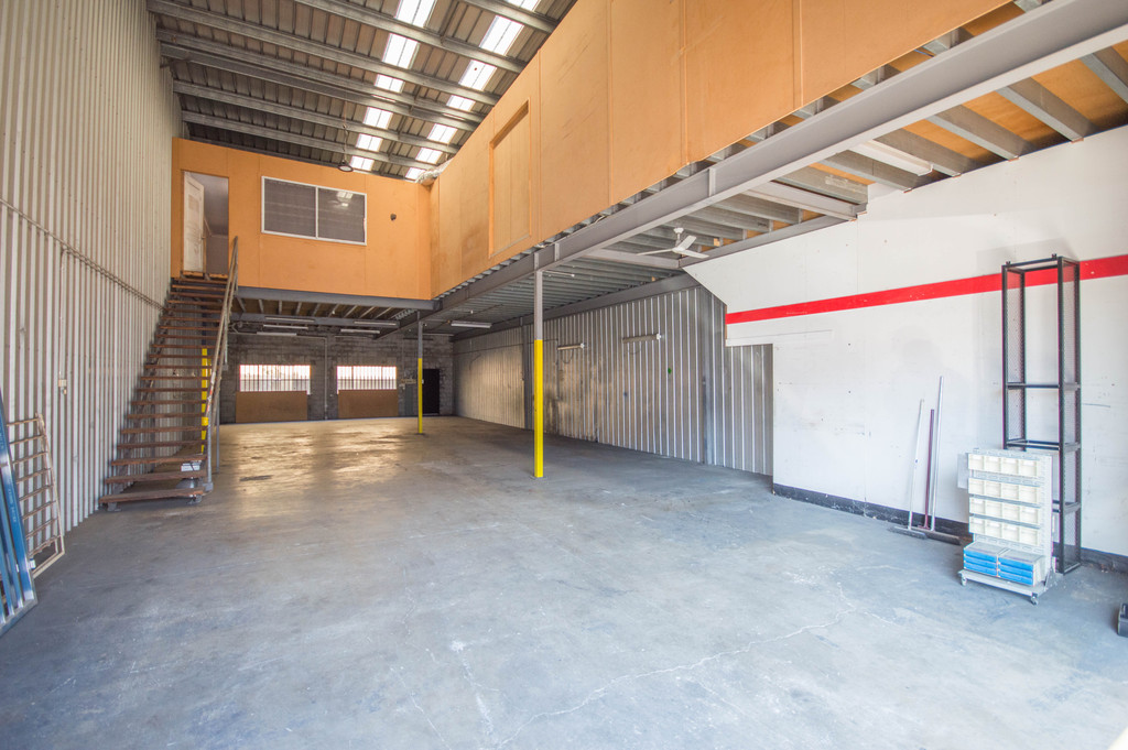 Prime Brisbane Road Location – Must Be Leased