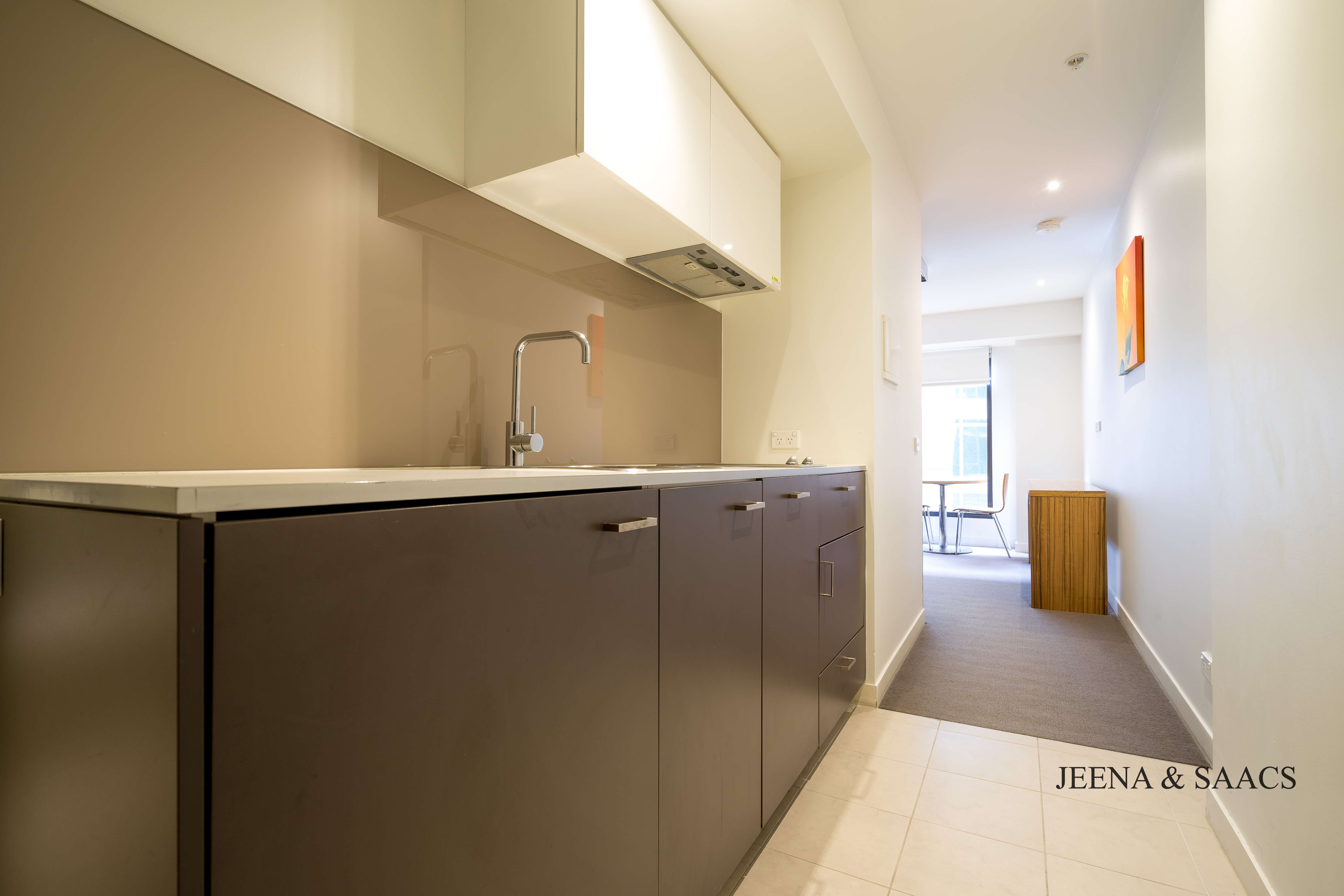 Furnished Apartment In The Heart Of St Kilda Rd