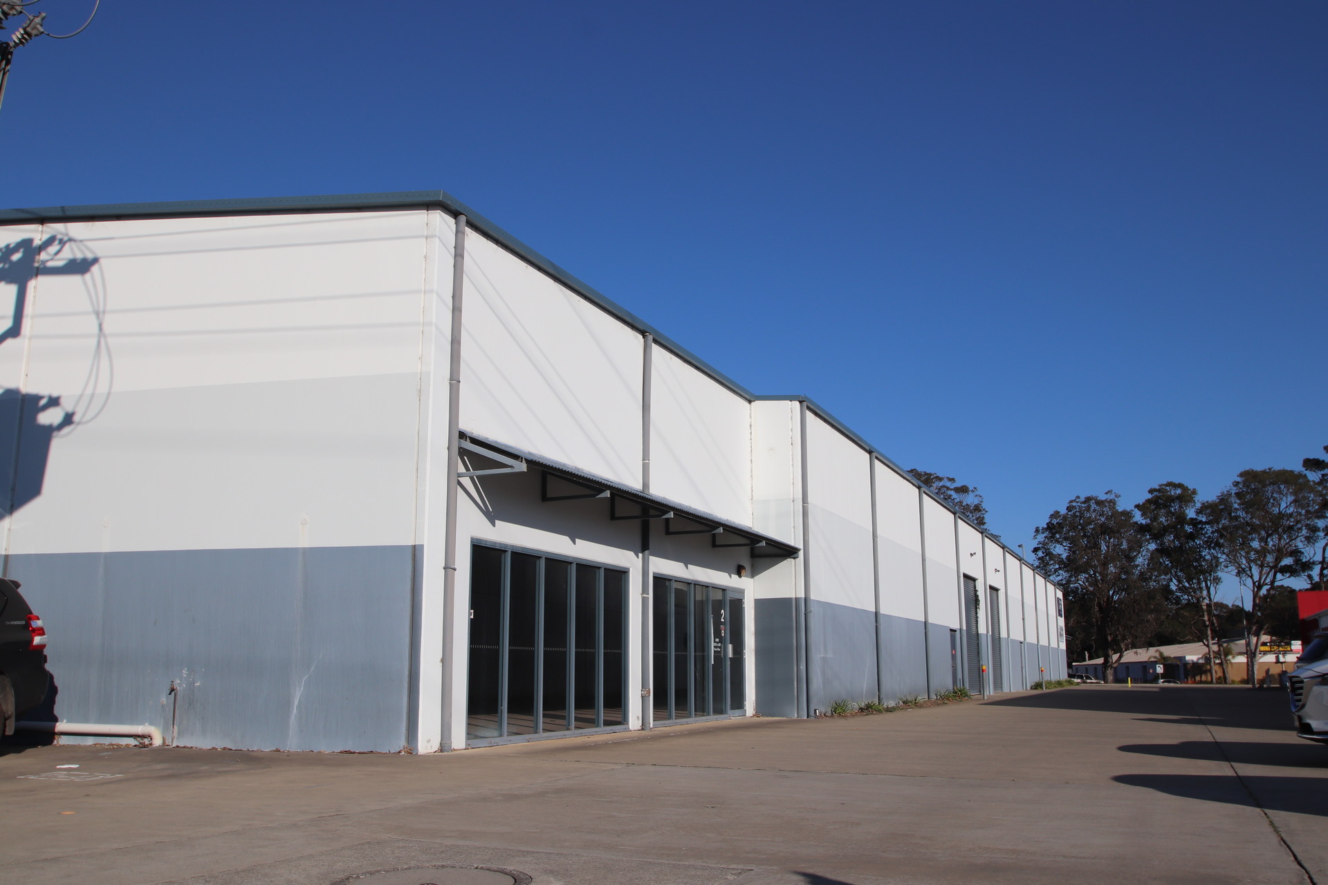 600sqm Retail Showroom – Bulky Goods – Industrial Warehouse