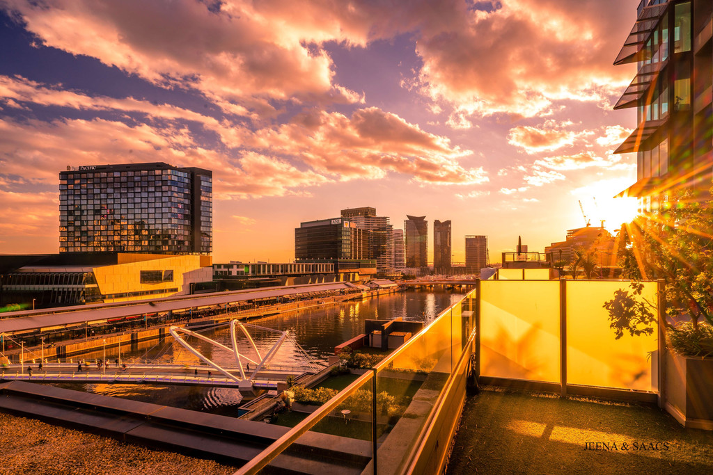  CREATE YOUR DREAM LIFESTYLE ON THE BANKS OF THE YARRA !!!