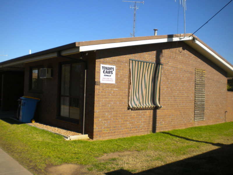 RECENTLY RENOVATED 2 BEDROOM UNIT, SHEPPARTON
