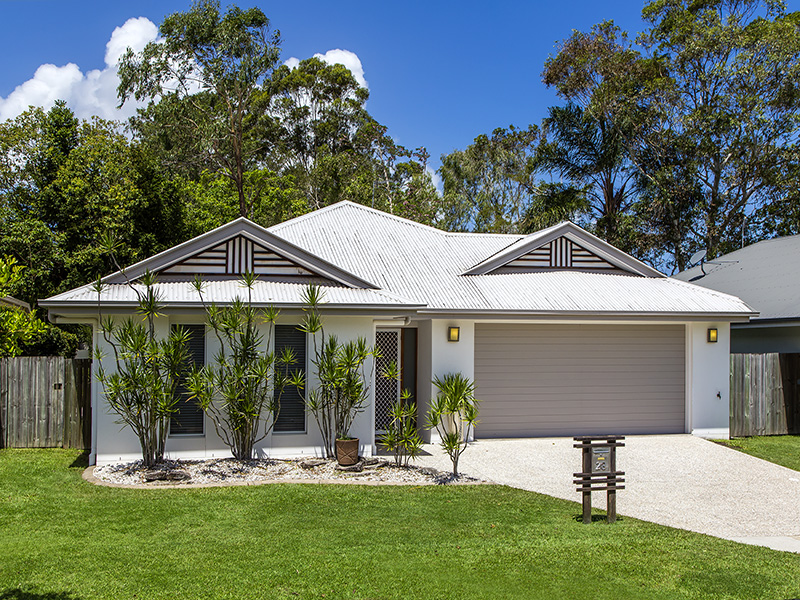 Sold By Les of Property & Estates Sunshine Coast / Amazing Value – Stunning Home With Pool!