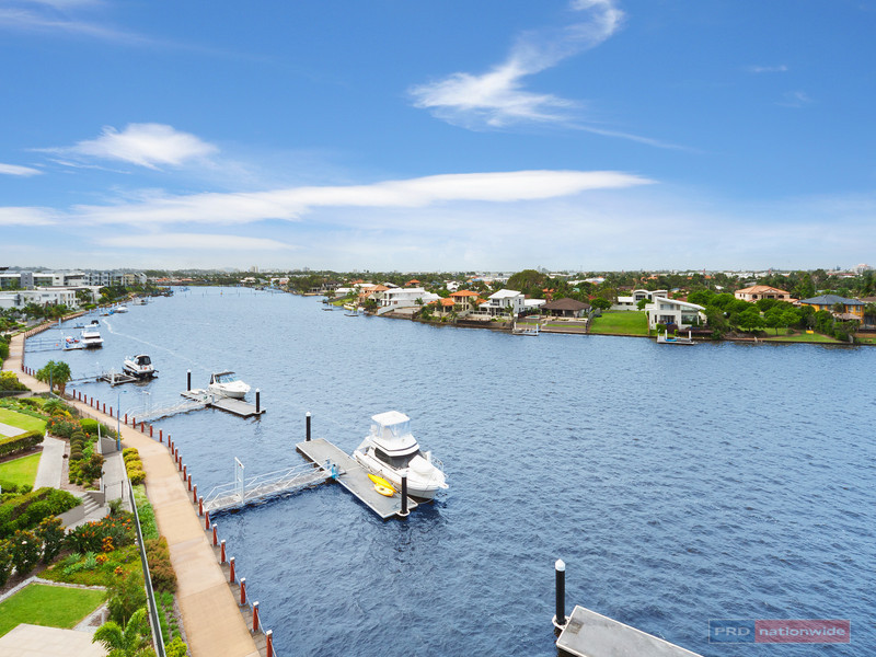Sold By Property & Estates Sunshine Coast / Stunning Top Floor Waterfront Apartment  Astute Buying Opportunity!!