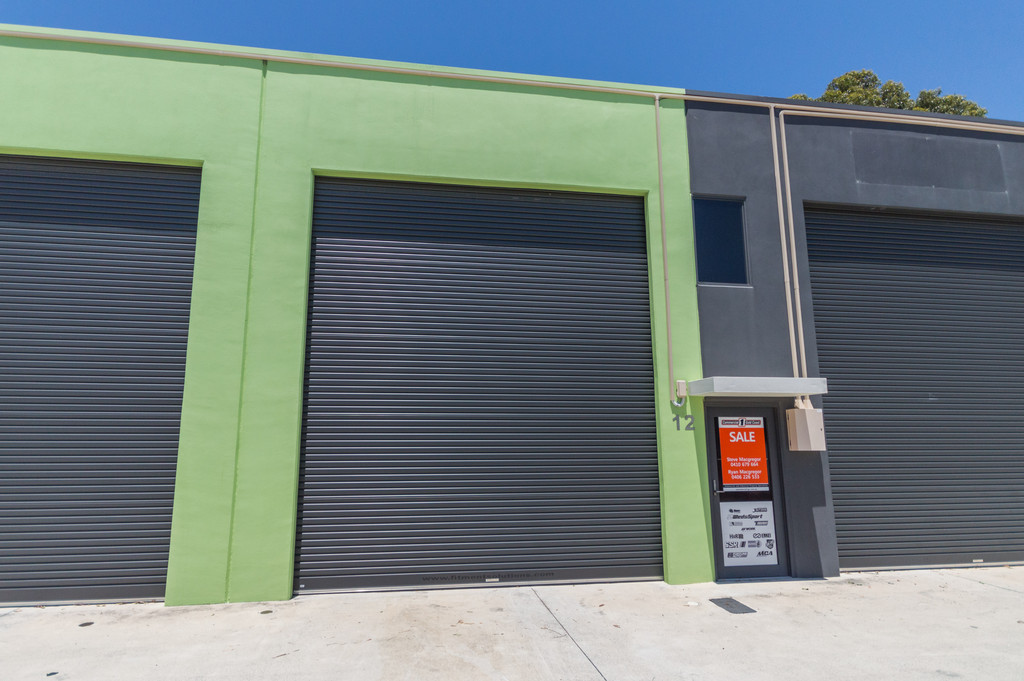 Affordable Industrial Warehouse In Thriving Location
