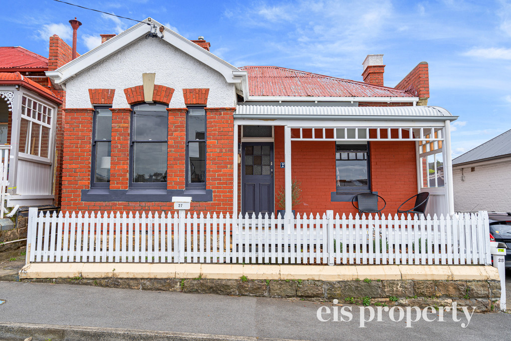 Renovated City Fringe Living At Its Best