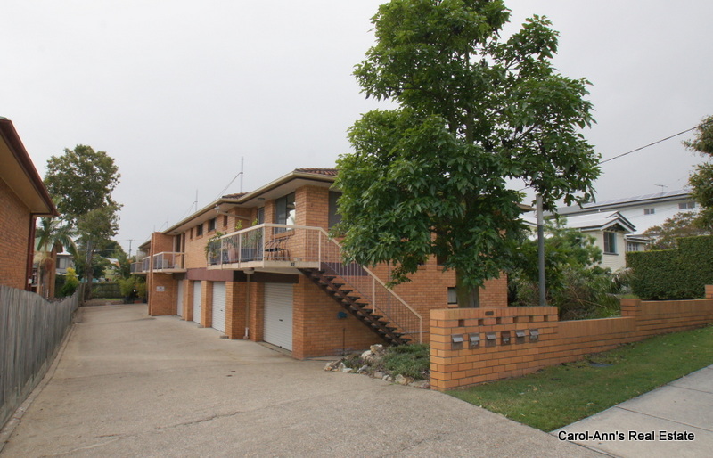 MORNINGSIDE – Large older style units – 5 in the complex