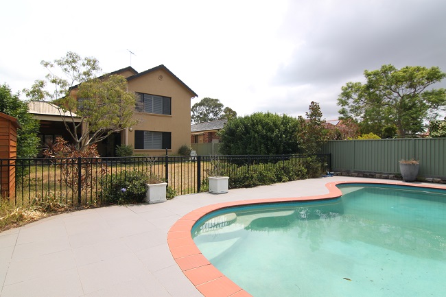 Spacious 4 bedroom family home with study and swimming pool