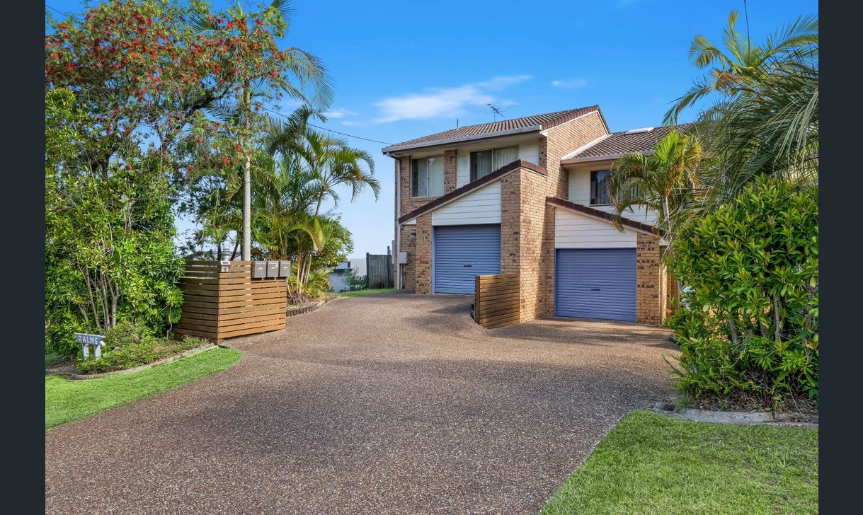 3 bedroom spacious Townhouse top of Buderim with amazing views!