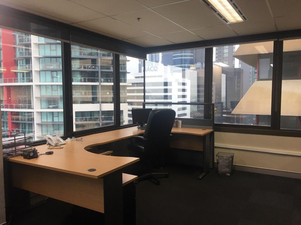 Open Plan Office – Fully Furnished