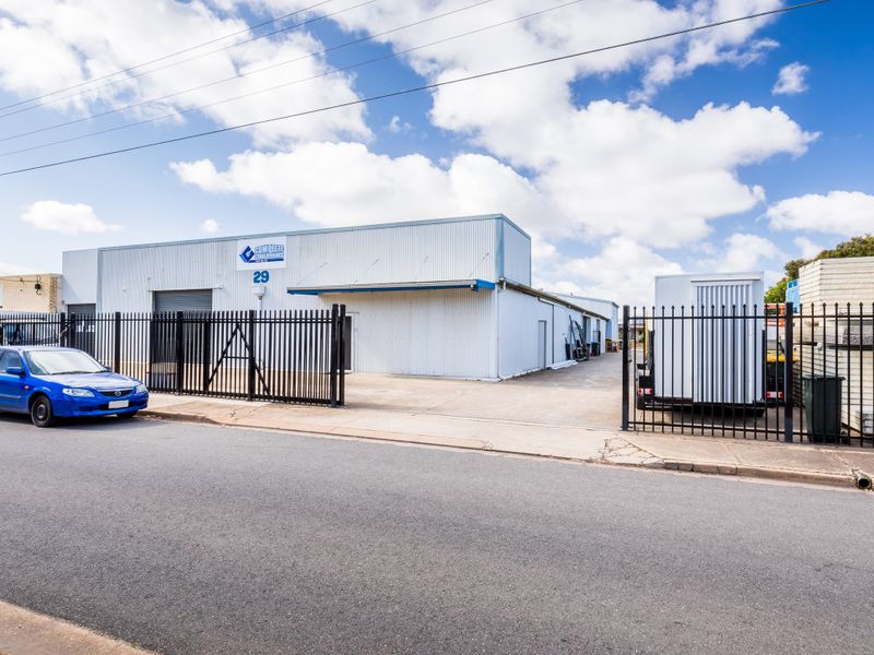 Semi Leased Investment – Duel Road Frontage!