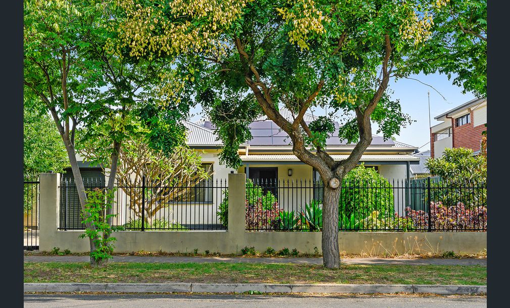 Versatile Family Home In Prestige Suburb of Netherby
