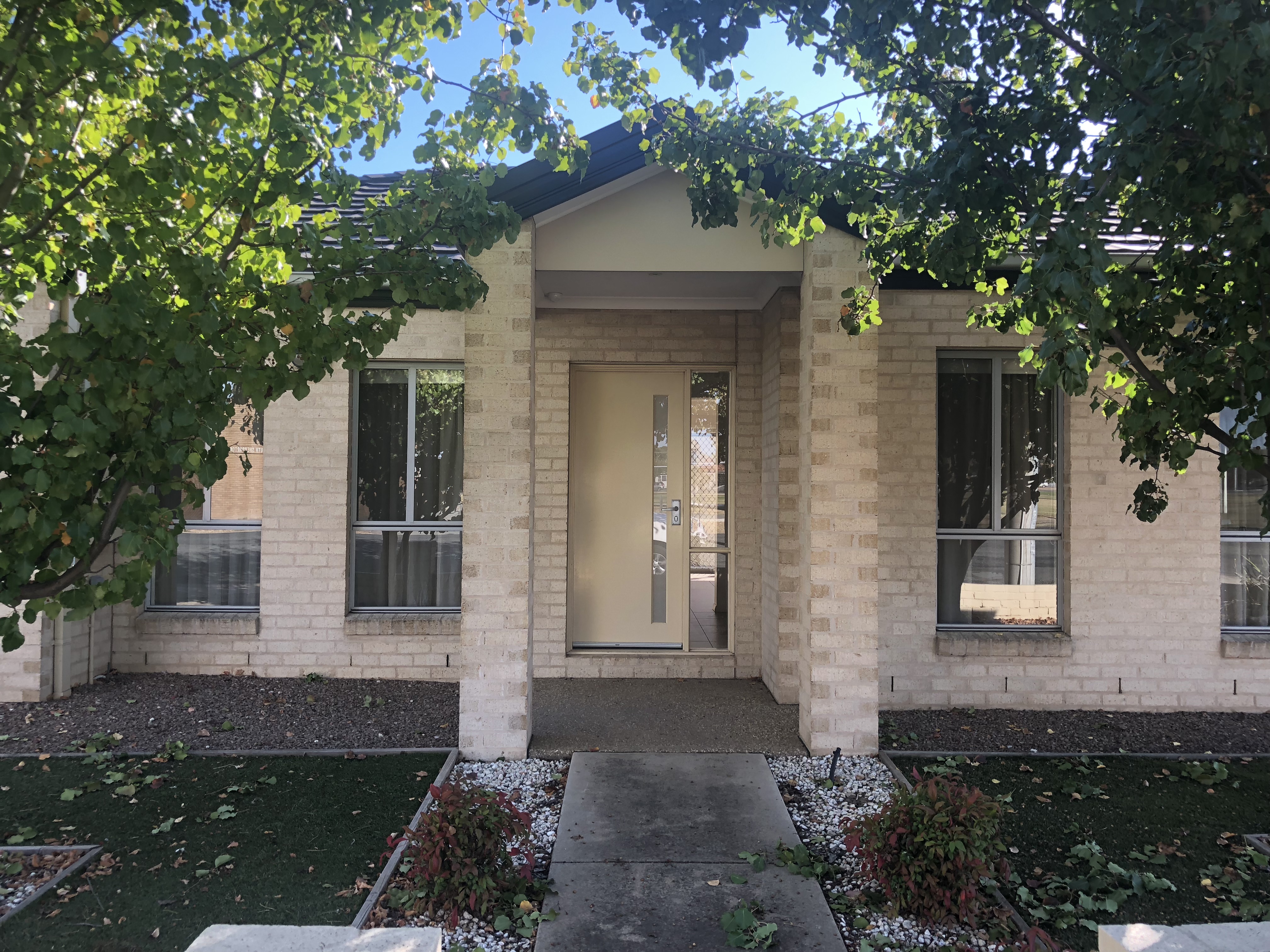 3 Bedroom 2 Bathroom Townhouse in Central Shepparton