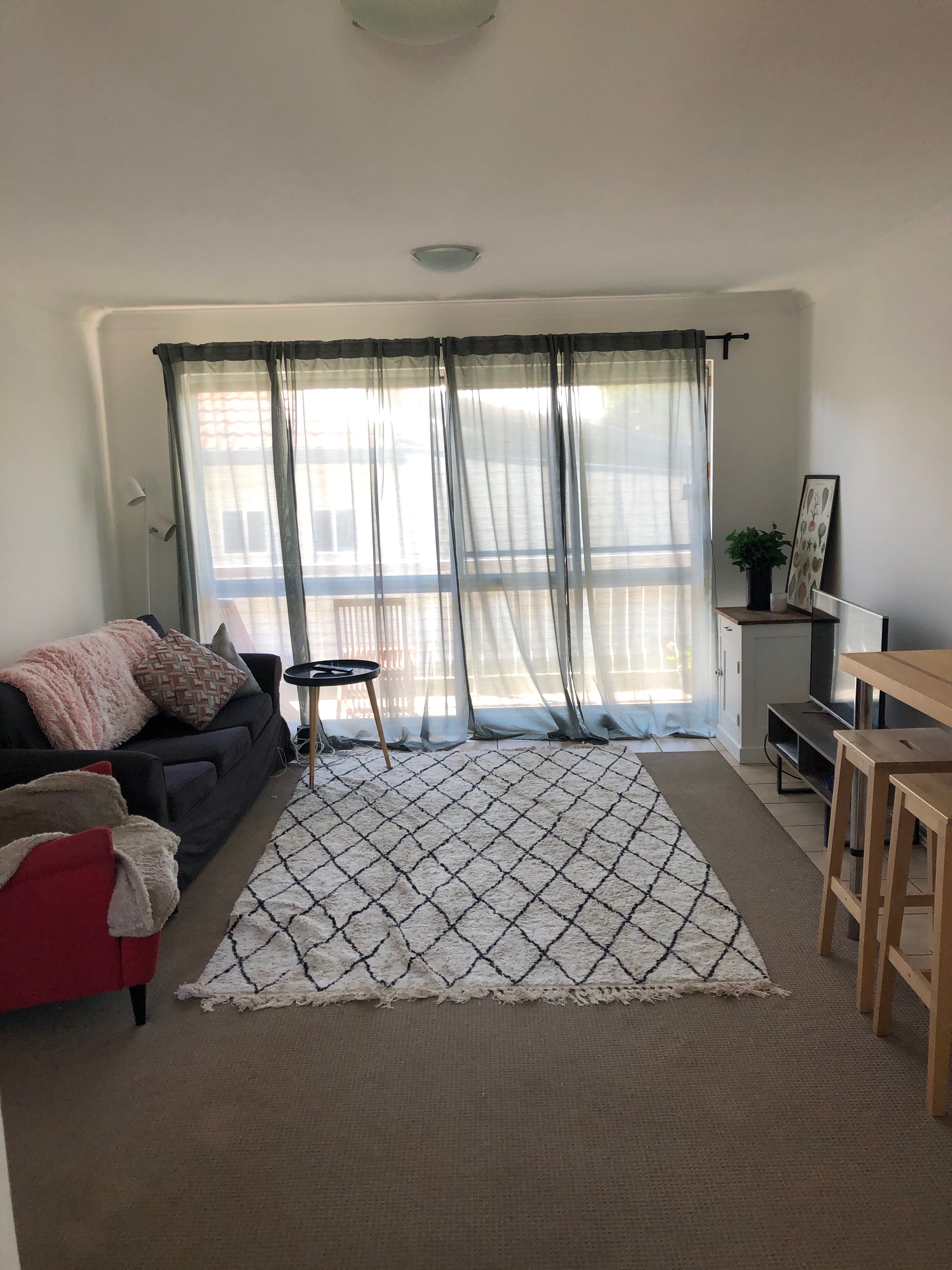 FULLY FURNISHED APARTMENT IN MORNINGSIDE