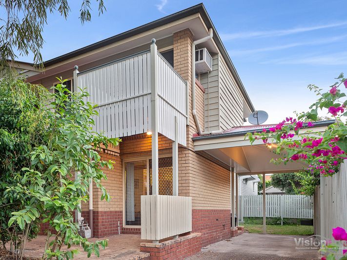 Unique Annerley Townhouse With No Common Thoroughfares