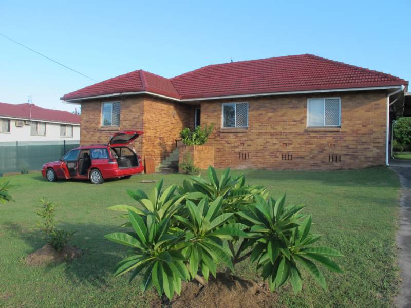 REFURBISHED 3 BEDROOM HOME IN A GREAT LOCATION