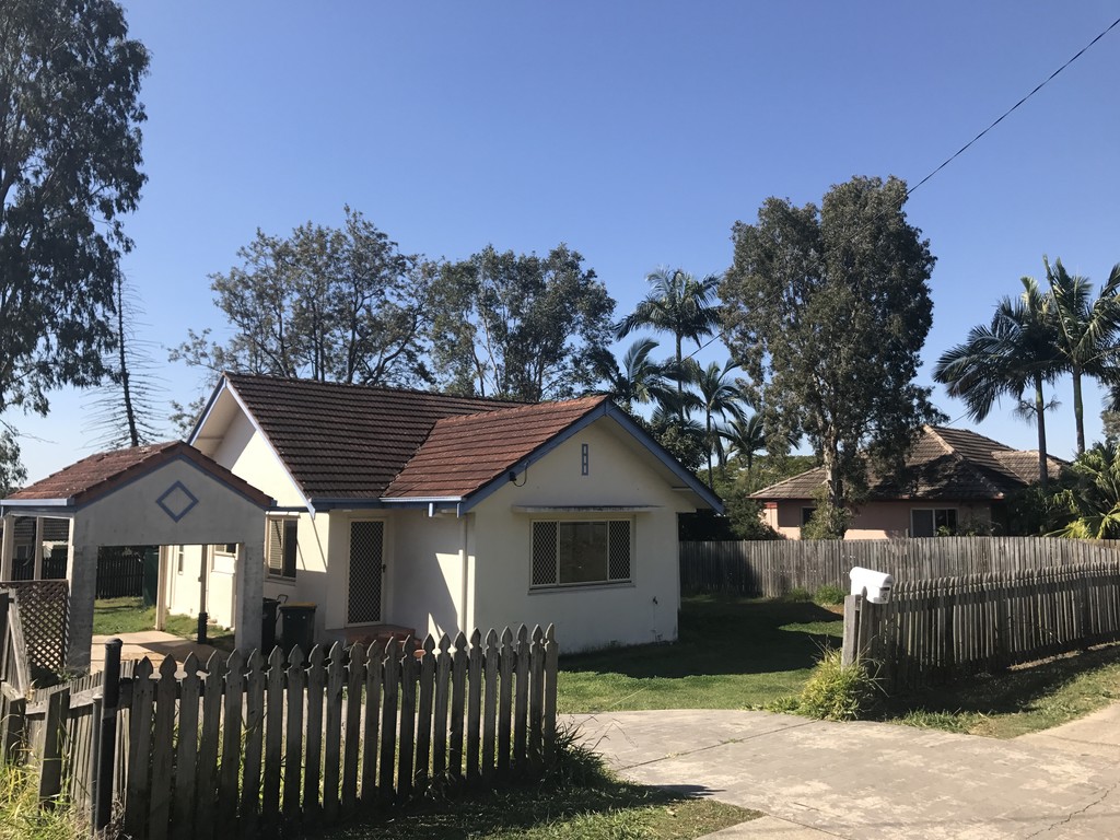 SOLID INALA HOME – Close to Everything!!