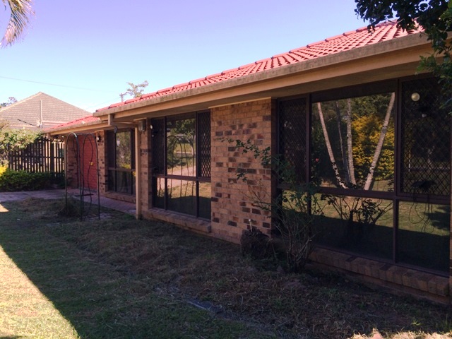 Solid Home In Durack – Yet so close to Inala Civic centre